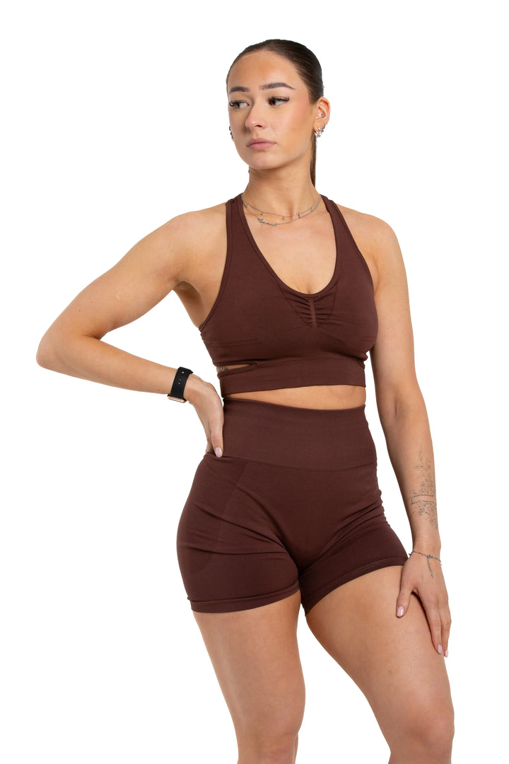 Cutout Sports Bra, Butt-Lift Leggings & Shorts Three-Piece Yoga Set Luxus